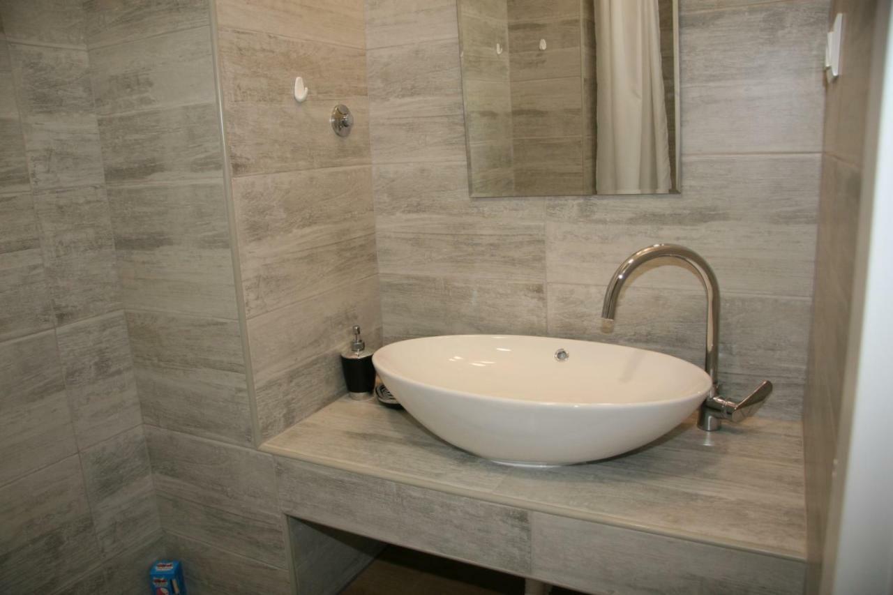 Stylish Apartment In City Center Pula Exterior foto