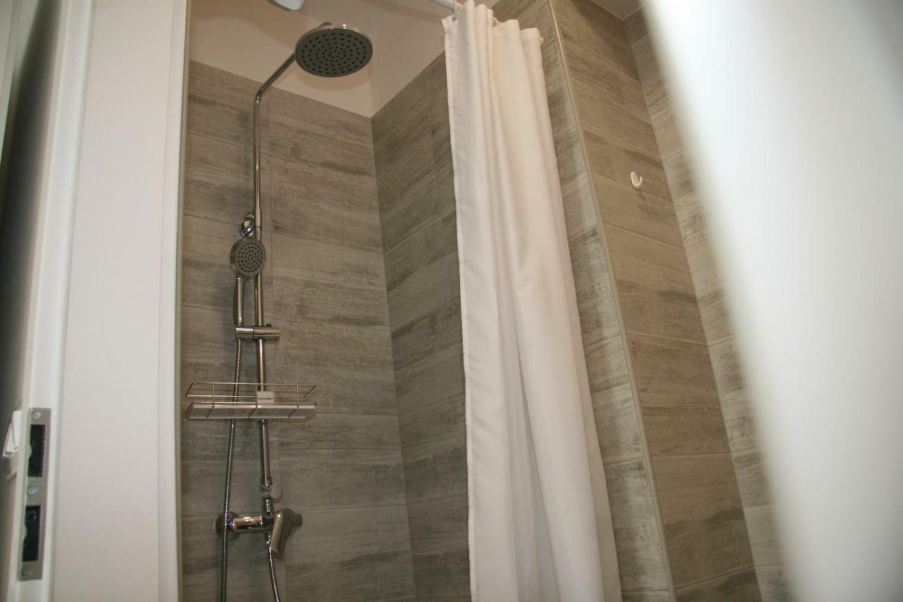 Stylish Apartment In City Center Pula Exterior foto